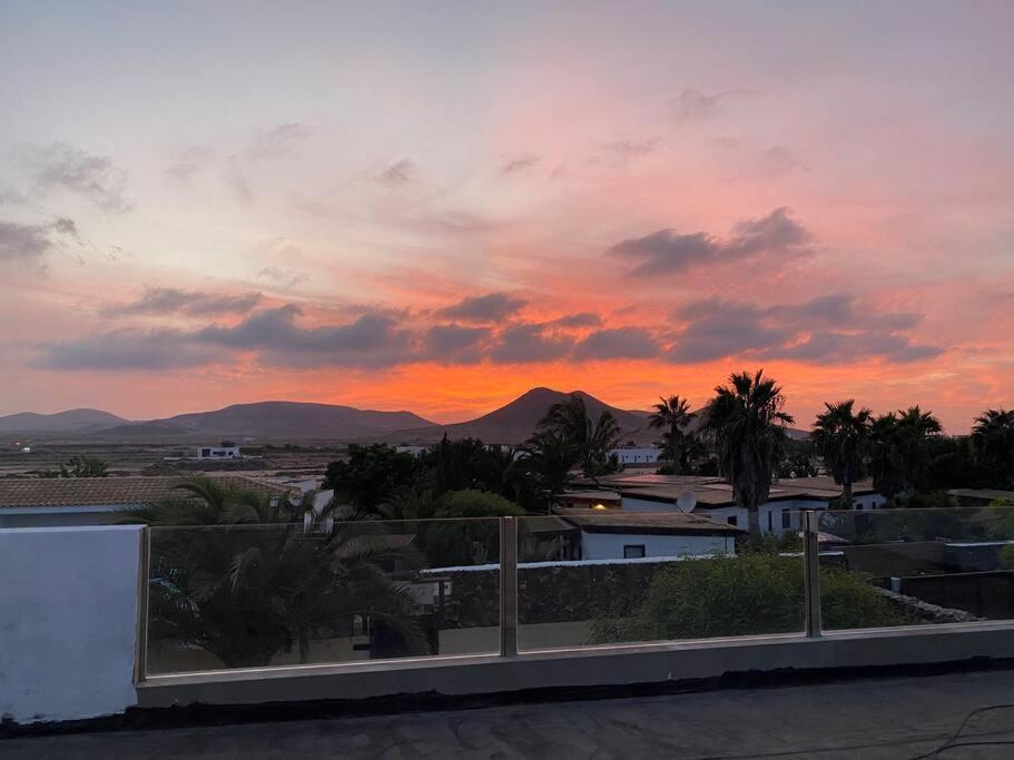Villa Orange House, Surf&Yoga Lajares Exterior foto